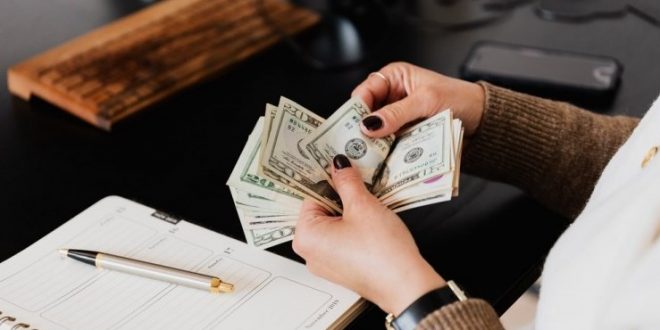 6 Alasan Mengapa 401(k) Anda Bisa Menjadi Investasi Berisiko