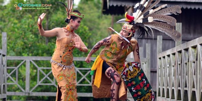 Berasal Dari Pulau Manakah Suku Dayak