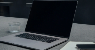 layar laptop tiba tiba hitam