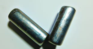 Apa yang Terjadi Jika Magnet Batang Dipotong? Menelusuri Sifat Magnet