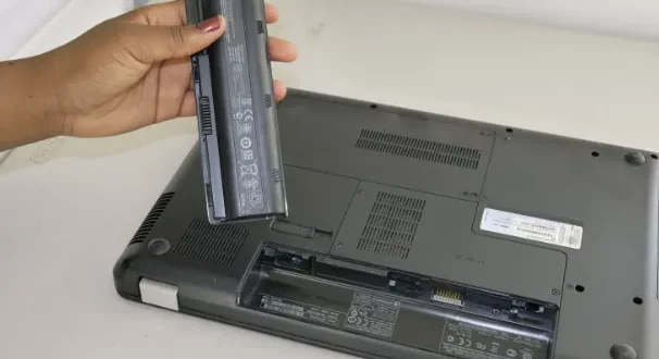 baterai laptop tidak mengisi 0