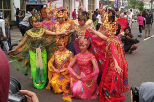 Tari Merak Termasuk Jenis Tari