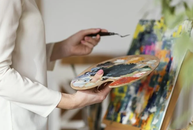 berikut yang termasuk media seni lukis adalah 