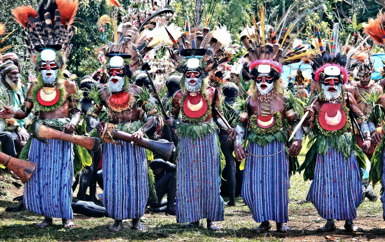 Pakaian Adat Papua